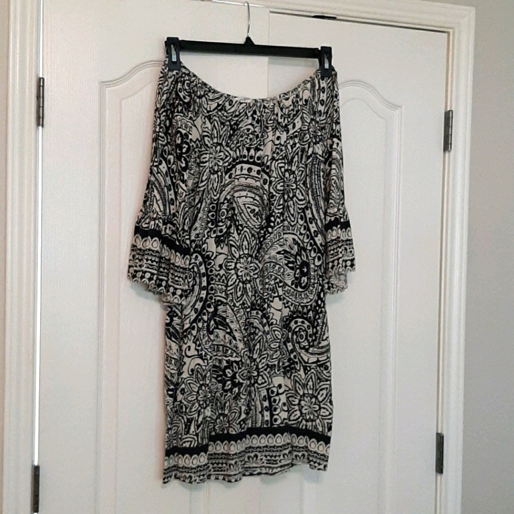 White and black short dress